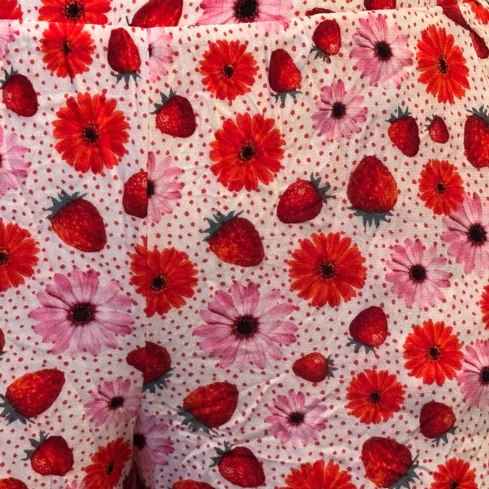 Torrid Plus Size 1X Elastic Waistband Ruffle Bloomer Shorts w/ Pockets NWT - Picture 4 of 5